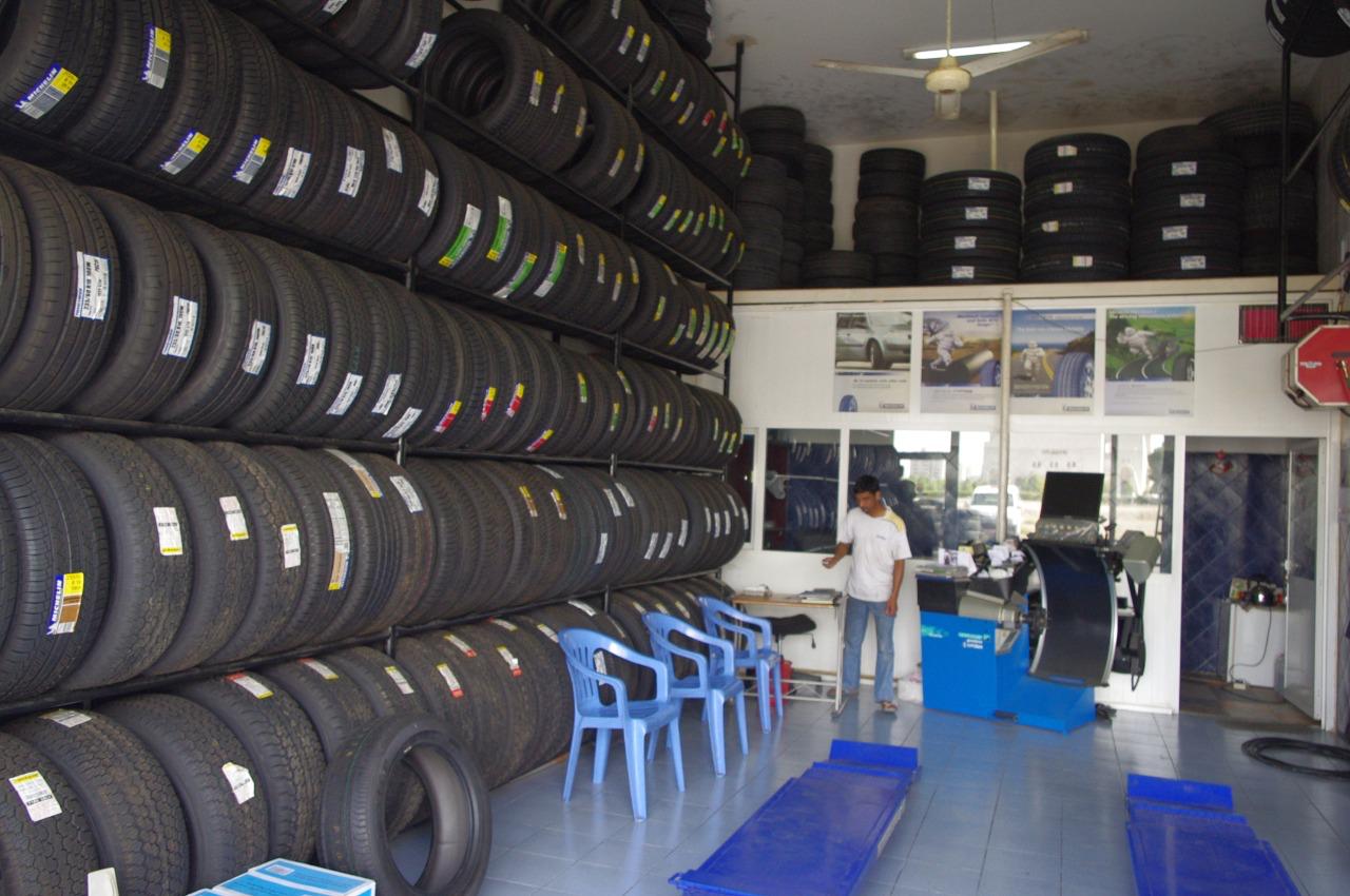 Tyre racks